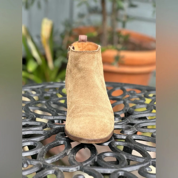 Madewell — The Cait Boot - Picture 3 of 5